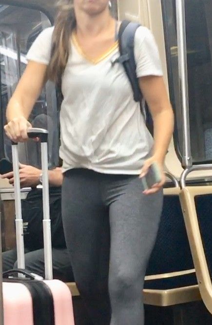 Candid leggings