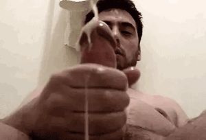 guy jerks and shoots big load
