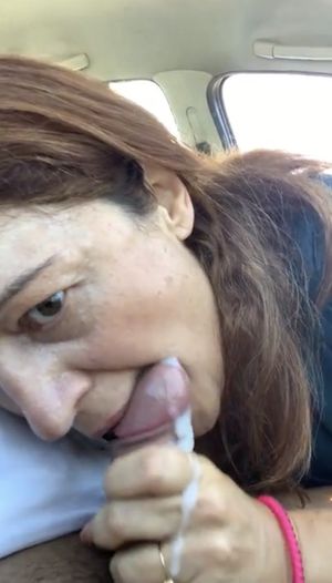 Love to suck him in public car parking!