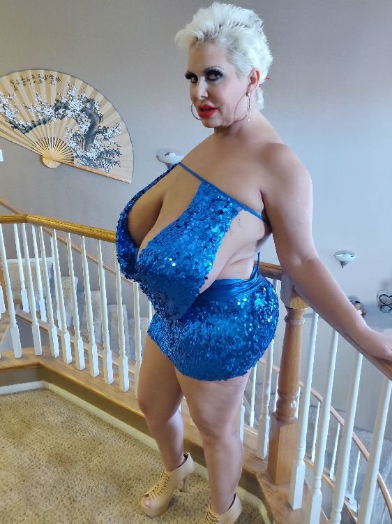 Claudia Marie showing off her low hanging saggers and fat round butt