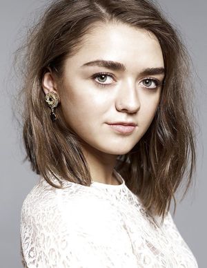 Maisie Williams facial material