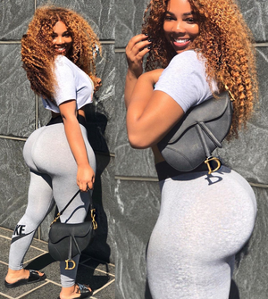 Ravieloso big butt in leggings