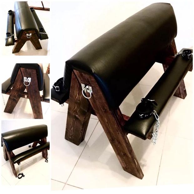 Caballo para azotes - Spanking horse