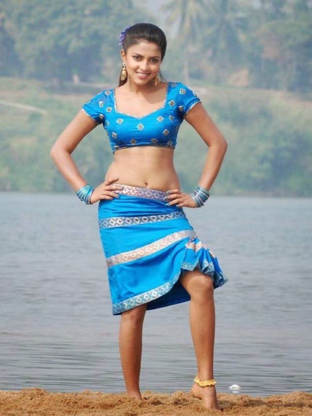 Sexy indian actress