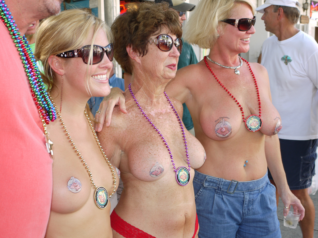Three generations topless