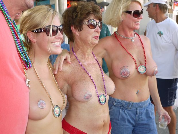 Three generations topless