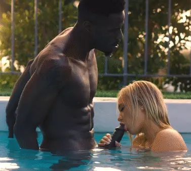 pool party