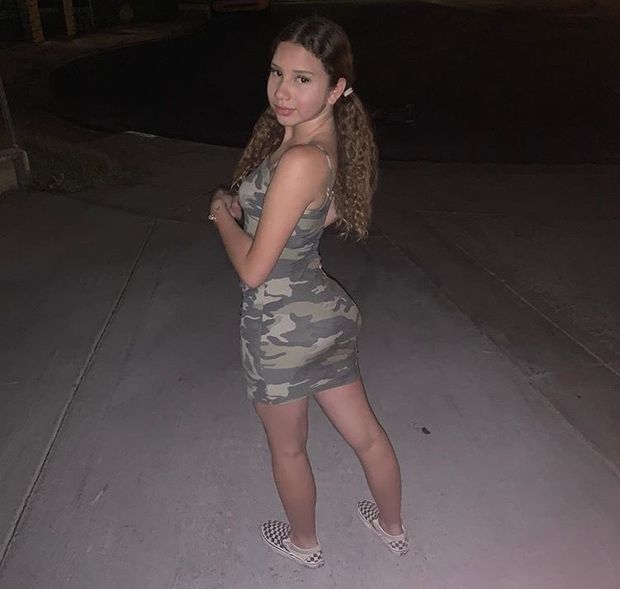 Curvy teen