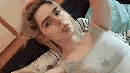 Ella Hollywood