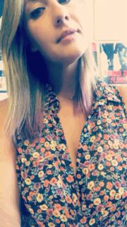 Perfect mature breadt