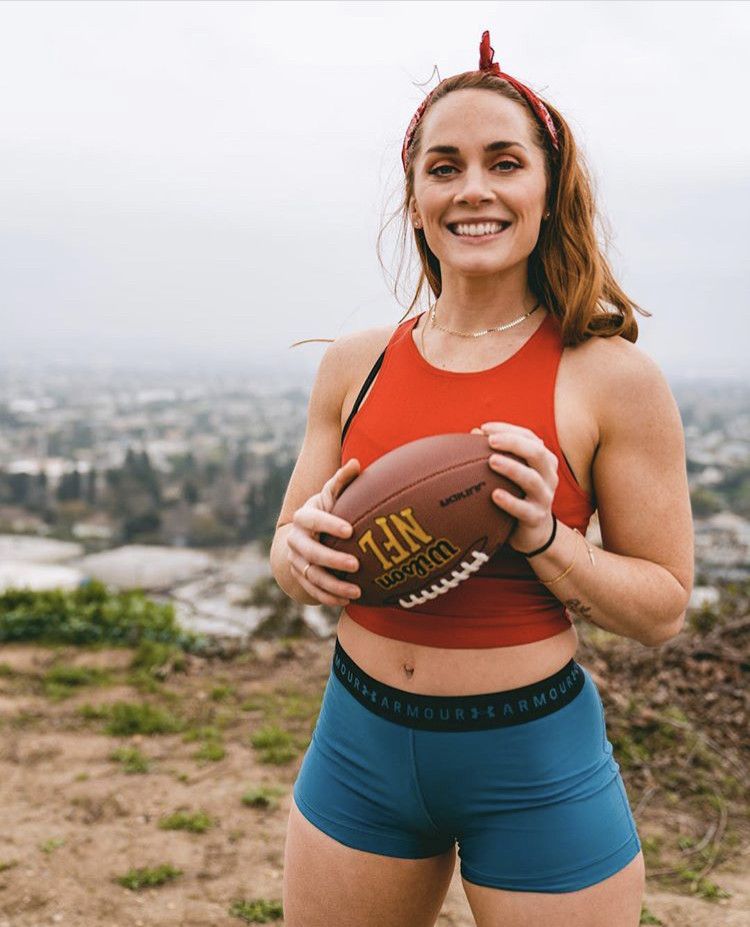 Meg Squats should play with my balls