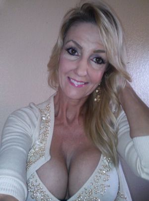 My head between her big breasts - omg