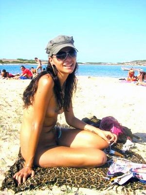 Cute babe on nude beach