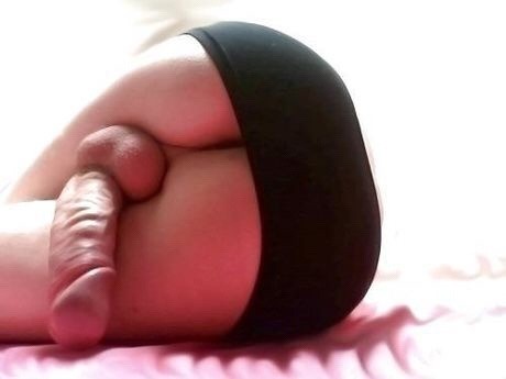 i wanna have the dick deep in my throat till my nose is in that ass