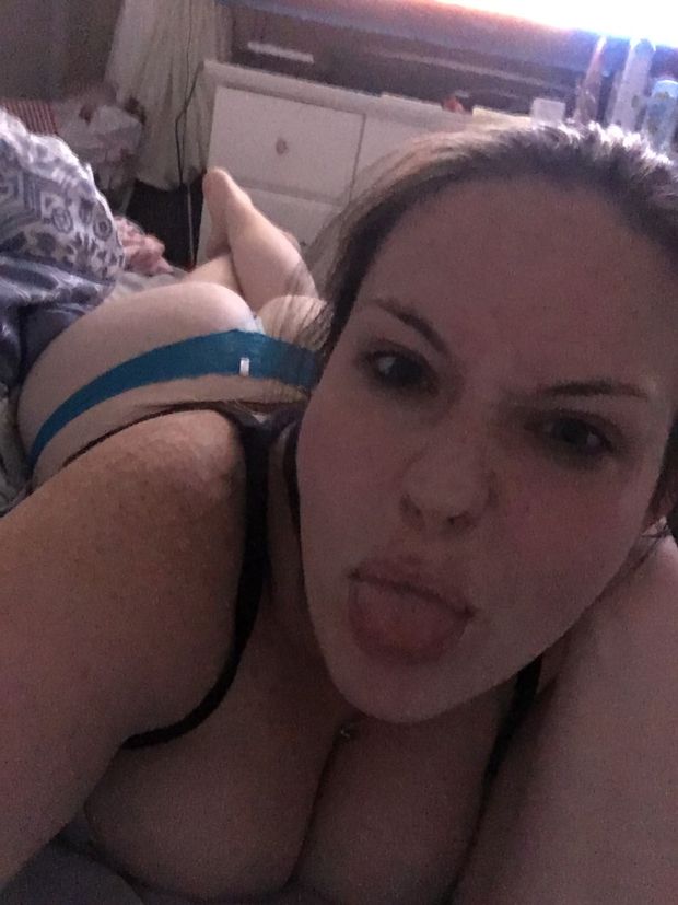 Fat booty hoe