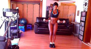 Muscular ebony camgirl Diamond Jackson no panties workout at home