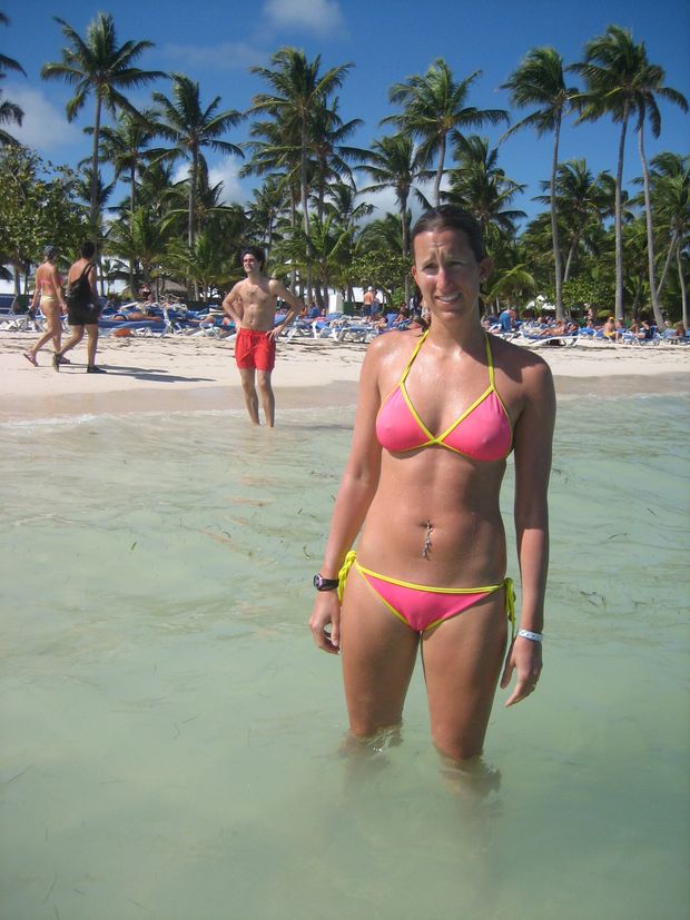 Bikini cameltoe