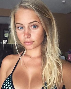 hot amateur teen bikini