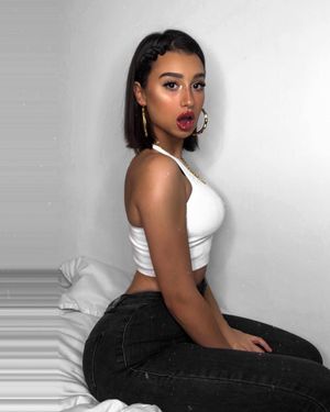 please push it in my mouth before I sit on it