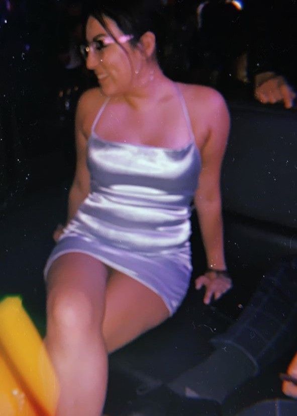 Esm in mini skirt