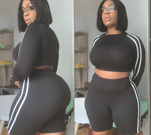 @mslondoncross' booty in tight shirt and leggings