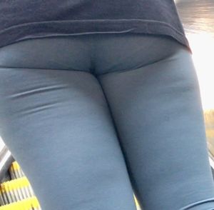 Ebony teens visible panty line