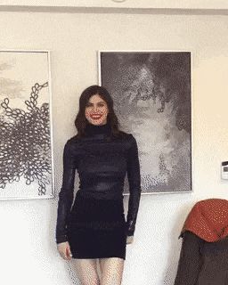 Alexandra Daddario celebrity bounce boobs GIF