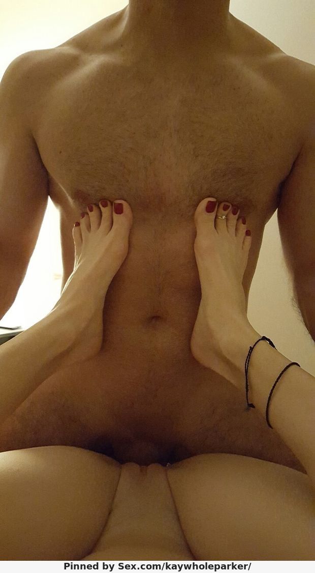red nails