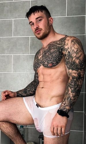 Beautiful guy, amazing cock!