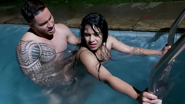 Horny MILF in the pool
