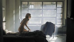 Mackenzie Davis nude scene from Blade Runner 2049