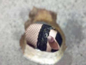 Tranny at public toilet gloryhole
