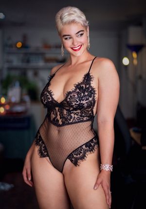 Stefania Ferrario in black lace
