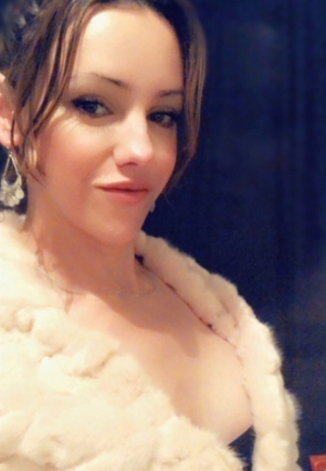 Luana Paz - very beautiful and sexy