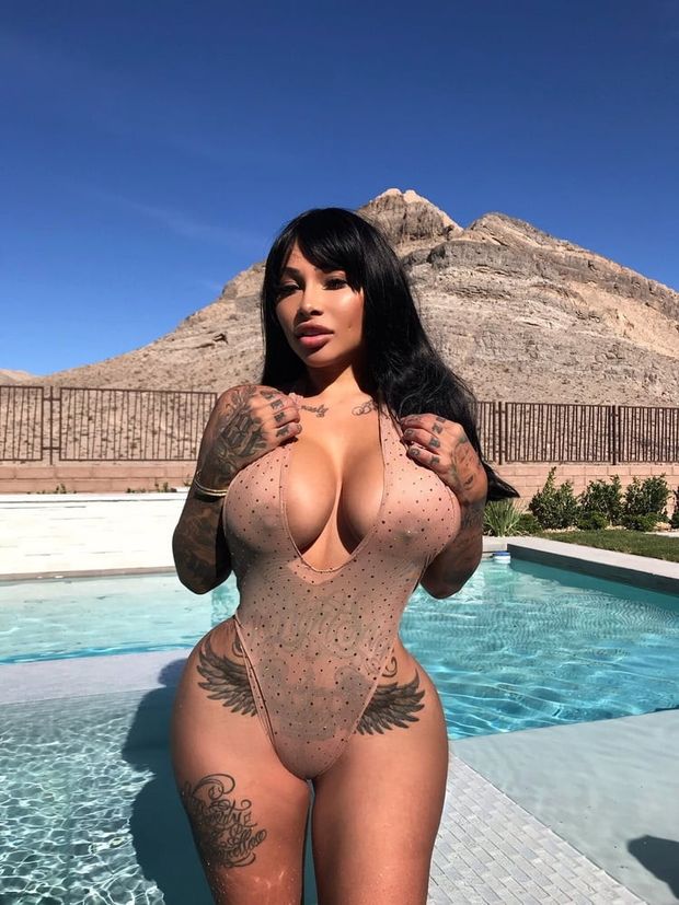 hot 715