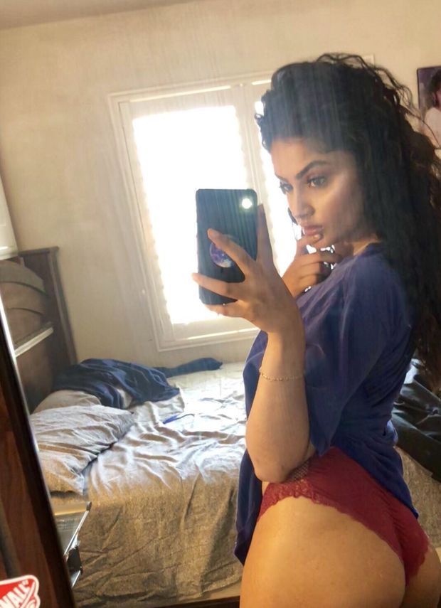 hot indian selfie
