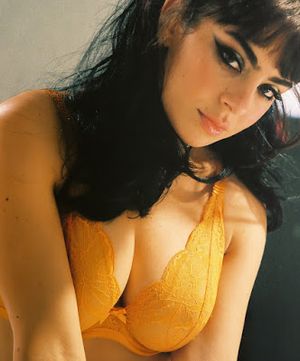 Charli XCX big boobs in sexy lingerie UHQ