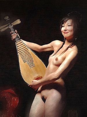 Pretty Chinese grrrl shows off her pipa