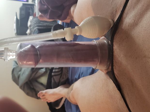 Just getting ready to make my wife cum ❤
