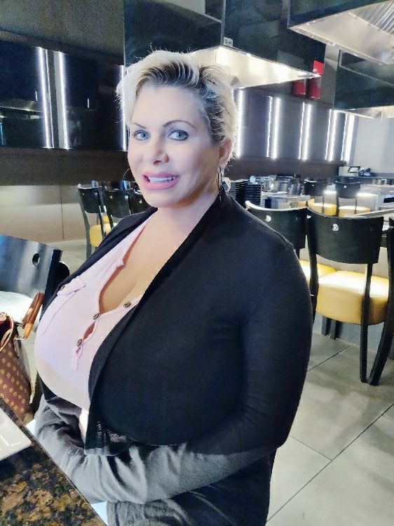 Claudia Marie at dinner in Vegas on November 3rd 2019