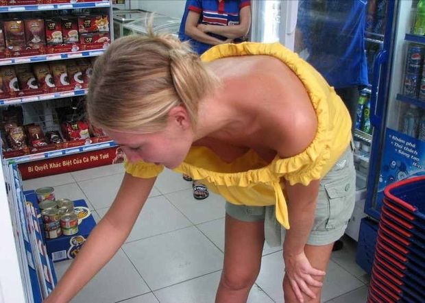 Downblouse