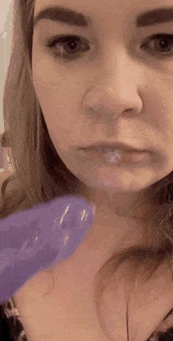 Deep thrusting her dildo, good self training for this slut