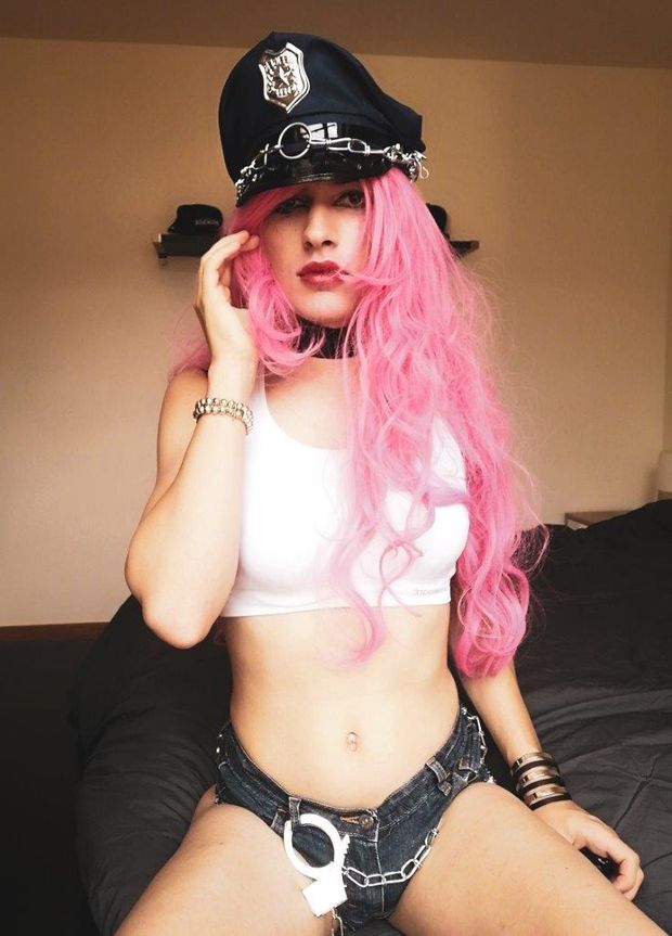 Another trap cosplay