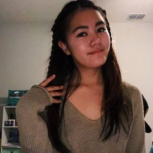 Asian Teen posing for Insta