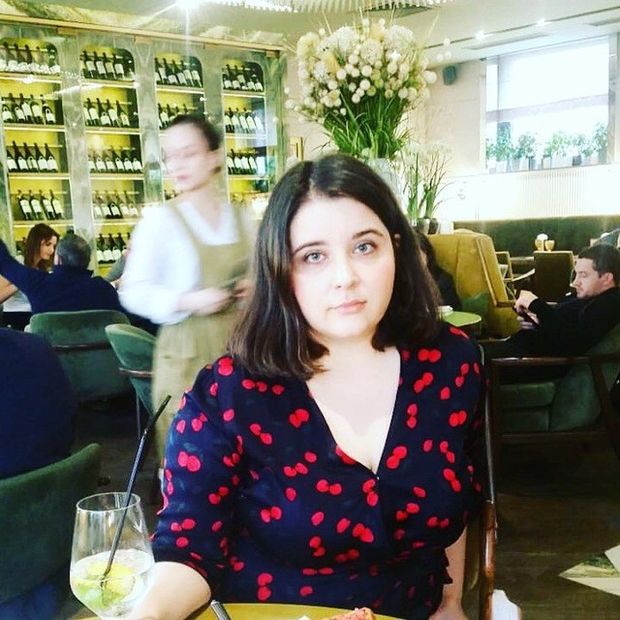 dressed chubby brunette