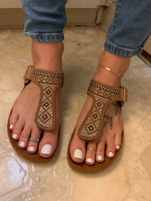 feet & sandals