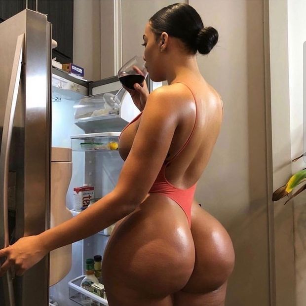 Amateur Sexy Ass