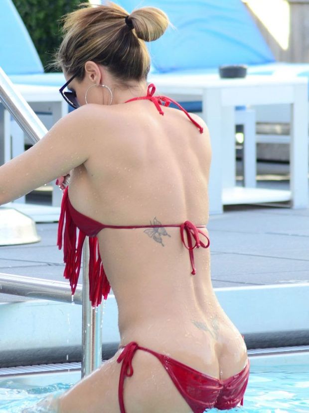 Butt crack