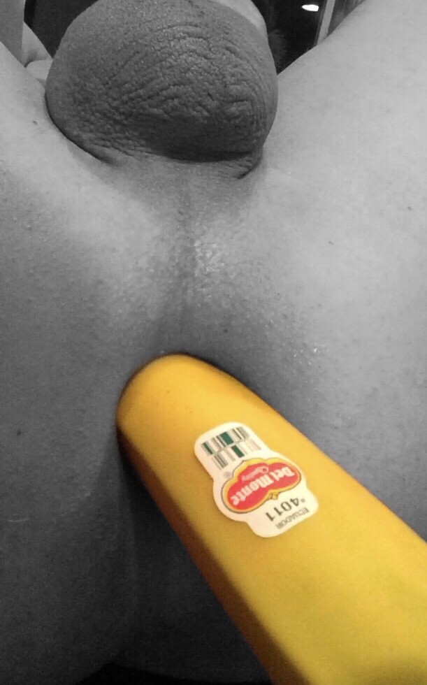 Banana anal