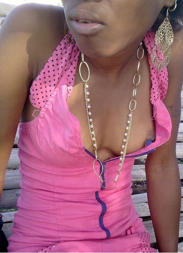 Downblouse